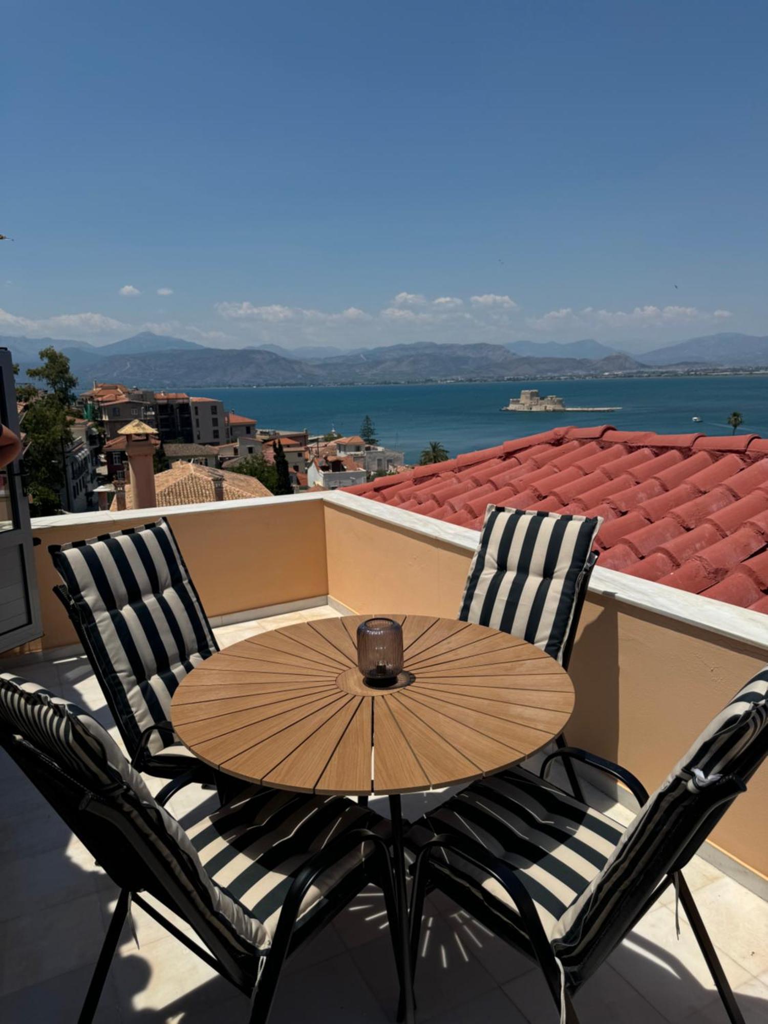 S&F Luxury Apartment Nafplio Exterior photo